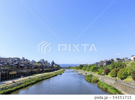 京都・鴨川・夏の納涼床 京都・鴨川・夏の納涼床 54351715
