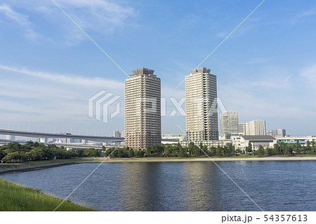 東京 港区 お台場 ビーチのある都市風景 東京 港区 お台場 ビーチのある都市風景 54357613