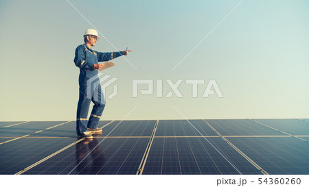 operation and maintenance in solar power plant 54360260