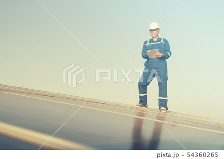 operation and maintenance in solar power plant 54360265