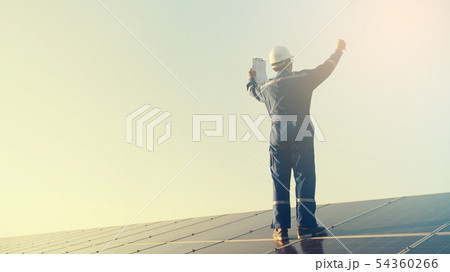 operation and maintenance in solar power plant 54360266
