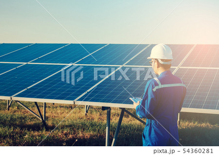 operation and maintenance in solar power plant 54360281