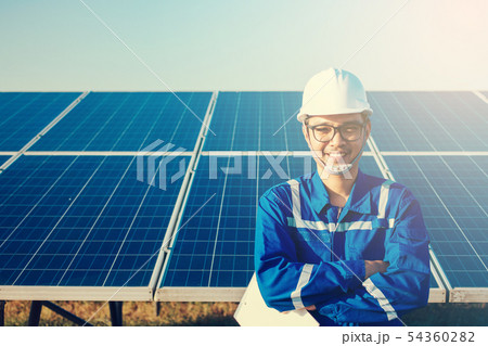 operation and maintenance in solar power plant 54360282