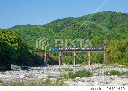 秩父 荒川 親鼻河原より下流秩父鉄道鉄橋わ望む 秩父 荒川 親鼻河原より下流秩父鉄道鉄橋わ望む 54361490