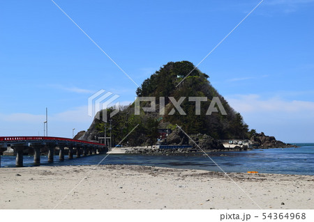 白山島（東北の江ノ島） 54364968