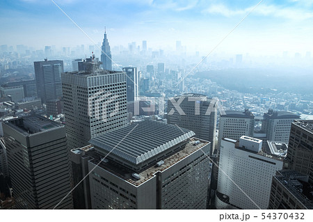 【東京】・霧に包まれた朝 54370432