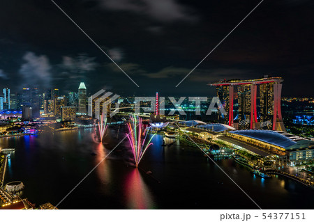 シンガポール・マリーナベイの夜景と花火　NDPリハーサル　 54377151