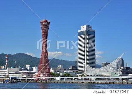 神戸メリケンパークと青空 54377547