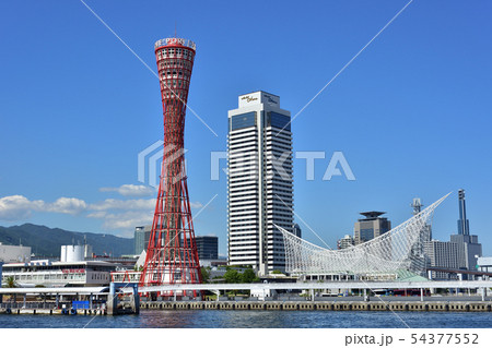 神戸メリケンパークと青空 54377552