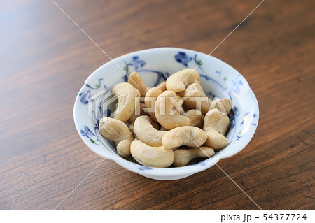 カシューナッツ 54377724