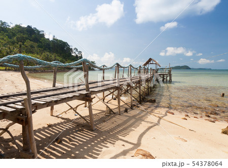 Wood Bridge in sea Wood Bridge in sea 54378064
