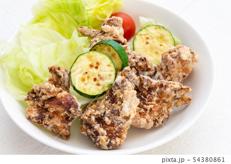 鶏肉の竜田揚げ 54380861