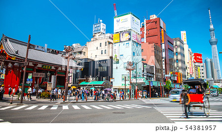 日本の東京都市景観　浅草寺（雷門） 54381957
