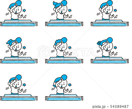 卓球をするいろいろな国の子供たち（青） 54389487