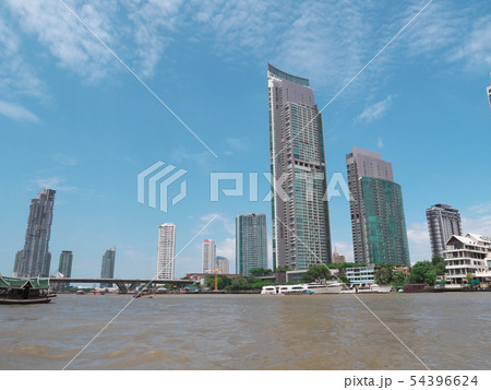 タイ王国　バンコク　チャオプラヤー エクスプレス・ボートからのバンコク風景 54396624