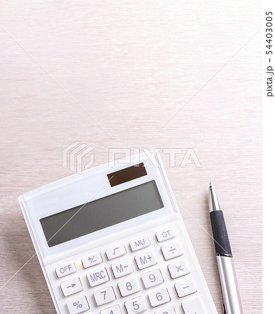 電卓 計算 お金 54403005