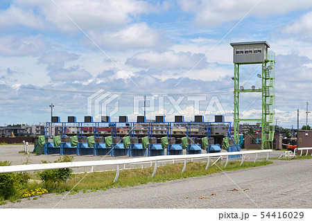 帯広競馬場(ばんえい競馬) スタート地点のゲート 帯広競馬場(ばんえい競馬) スタート地点のゲート 54416029