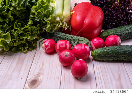 fresh vegetables on a light wooden table, paprika, fresh vegetables on a light wooden table, paprika, 54418664