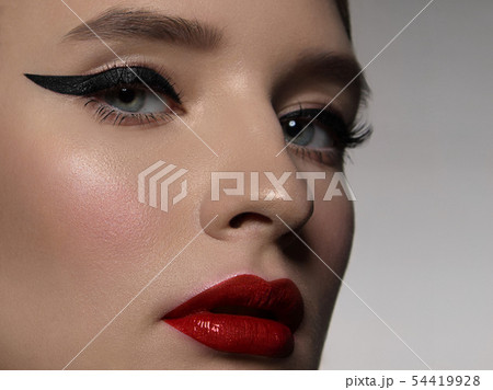 A close-up portrait of beauty with beautiful 54419928