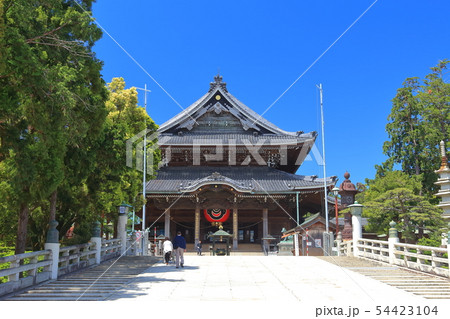 【愛知県】晴天下の豊川稲荷　本殿 54423104