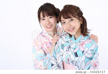 浴衣を着た女性 54426727
