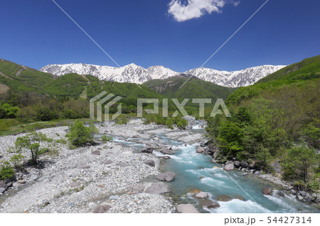 白馬大橋から眺める白馬三山 白馬大橋から眺める白馬三山 54427314