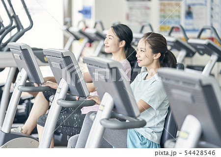 スポーツジム 女性 スポーツジム 女性 54428546