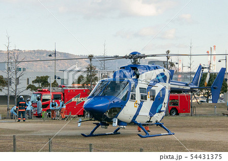 ヘリコプター救急搬送 ヘリコプター救急搬送 54431375