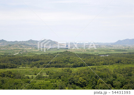 休戦ライン 鉄柵 障壁 54431393