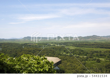 休戦ライン 鉄柵 障壁 54431534