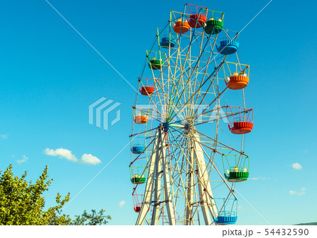 Scenic view of beautiful ferris wheel in amusement 54432590