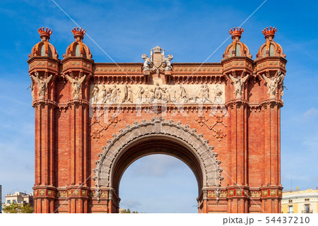 Arc de Triomf, Barcelona is a triumphal arch in 54437210