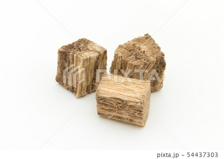 クズの根、葛根、かっこん、葛根湯:  Kudzu root 54437303