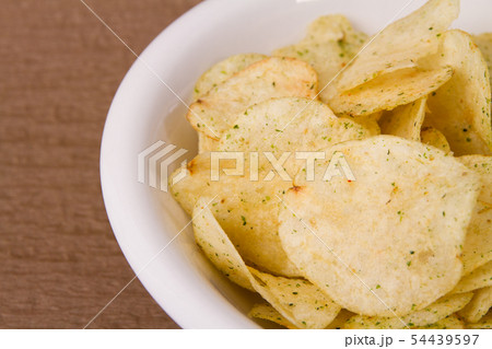 ポテトチップス のりしお ポテトチップス のりしお 54439597