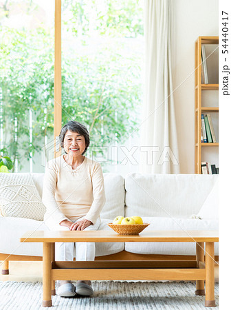 シニアの女性 シニアの女性 54440417