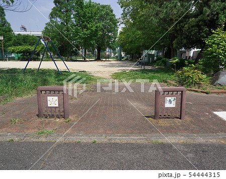 小公園の入口 54444315