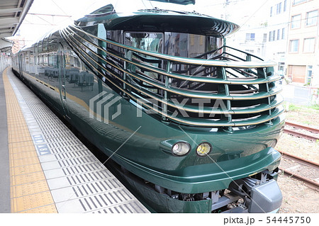 瑞風　寝台気動車　山陽本線尾道駅 54445750