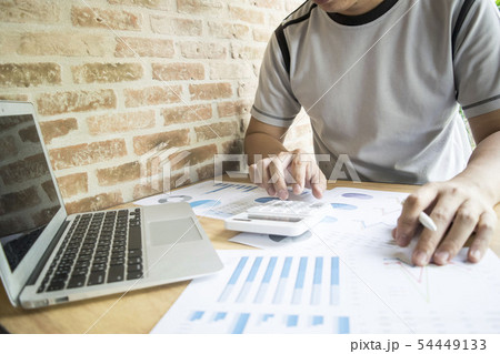 The financial accountant of the company is checkin 54449133