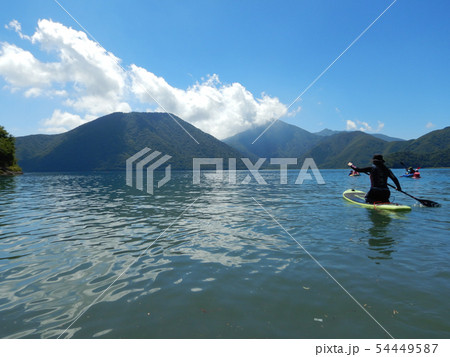 本栖湖 本栖湖 54449587