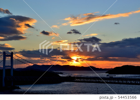瀬戸大橋の夕景 瀬戸大橋の夕景 54453566