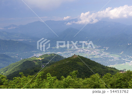 見返り坂からの眺望 白馬五竜高山植物園 長野県白馬村の写真素材