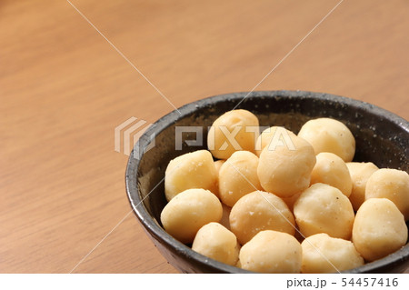 マカダミアナッツ。 54457416