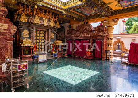 【シンガポールの風景】スリ・クリシュナン寺院 54459571