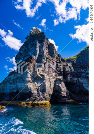 （静岡県）堂ヶ島・洞窟巡り　船上から見る堂ヶ島 54467034