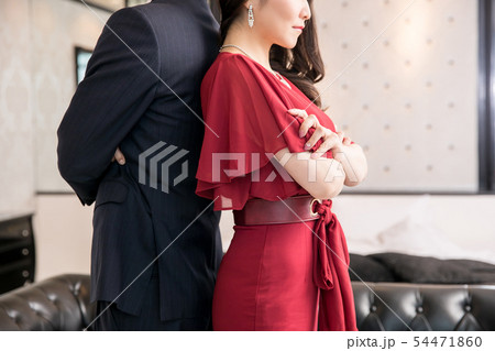 大人の恋愛 54471860