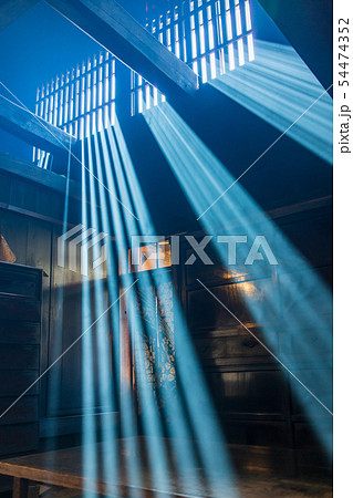 脇本陣奥谷:格子からの斜光:妻籠宿 木曽郡南木曽町 脇本陣奥谷:格子からの斜光:妻籠宿 木曽郡南木曽町 54474352