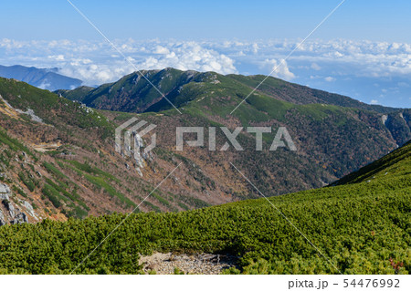 晩秋の将棊頭山 54476992