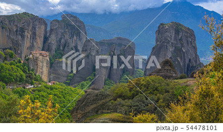 Roussanou monastery in Meteora valley Roussanou monastery in Meteora valley 54478101