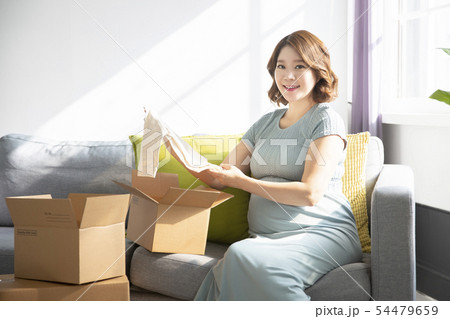 Beautiful asian pregnant woman's daily life 064 54479659