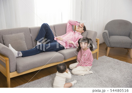 Parenting, childhood and family life concept photo 134 Parenting, childhood and family life concept photo 134 54480516